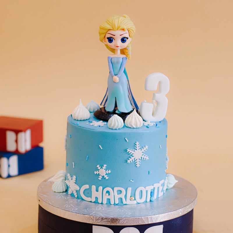 Frozen Princess Elsa Cake with Snowflakes